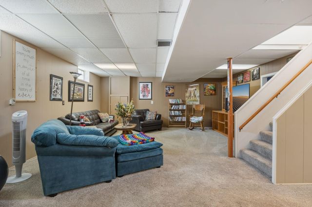 205 Baker Street W, Saint Paul, MN 55107