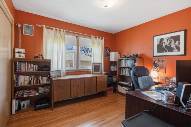 205 Baker Street W, Saint Paul, MN 55107