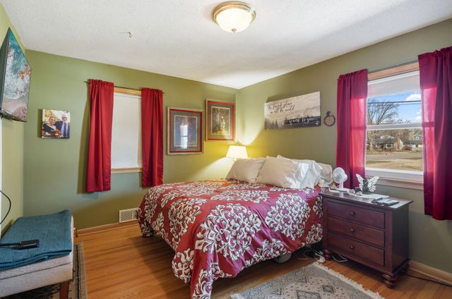 205 Baker Street W, Saint Paul, MN 55107