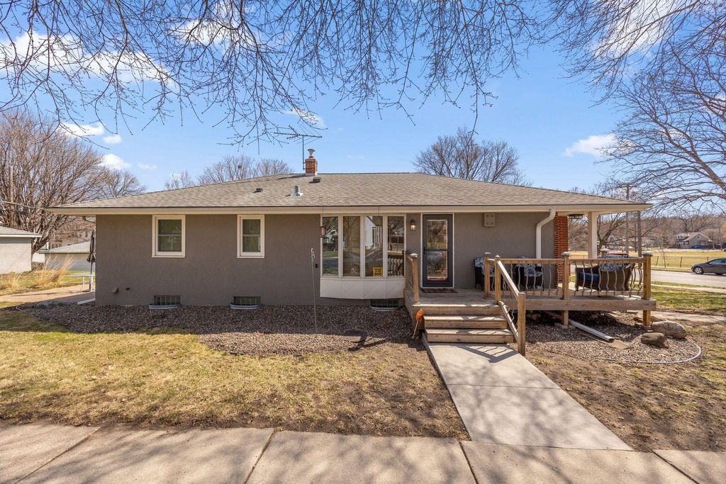 205 Baker Street W, Saint Paul, MN 55107