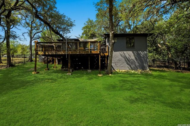 16623 Springhill, San Antonio, TX 78232