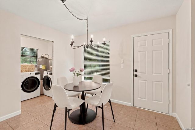 16623 Springhill, San Antonio, TX 78232