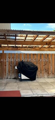 14217 SW 48th Ln, Miami, FL 33175