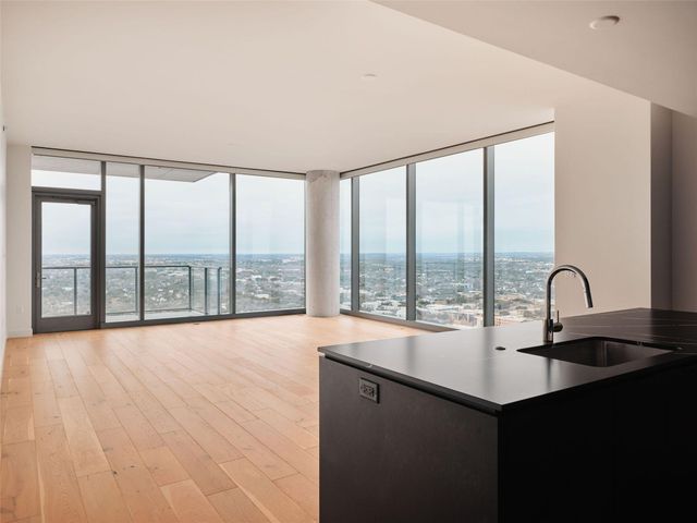 44 East Ave 4201, Austin, TX 78701