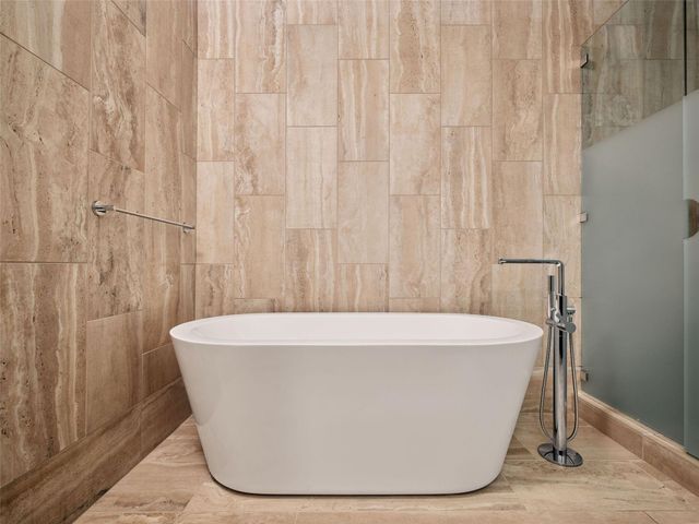 44 East Ave 4201, Austin, TX 78701