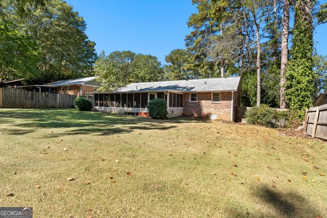 217 Hilltop Drive, Peachtree City, GA 30269