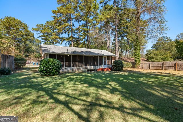 217 Hilltop Drive, Peachtree City, GA 30269