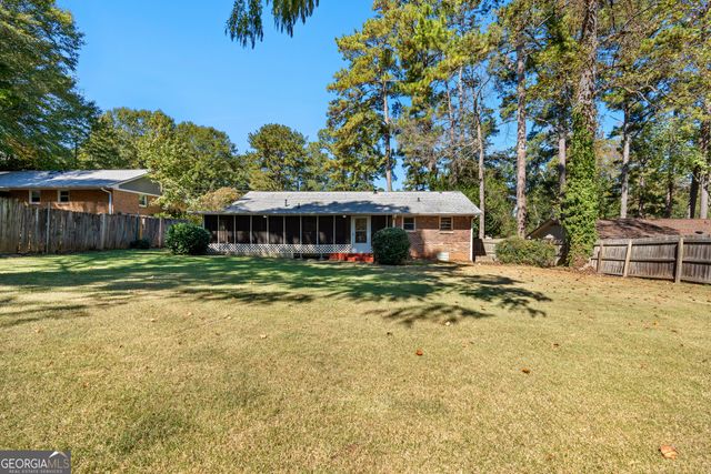 217 Hilltop Drive, Peachtree City, GA 30269