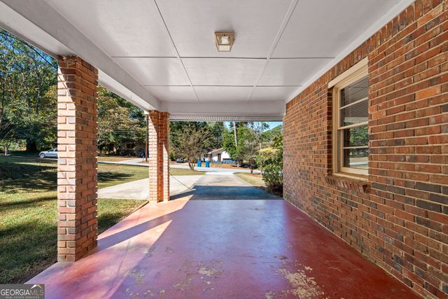 217 Hilltop Drive, Peachtree City, GA 30269