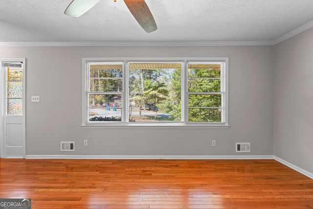 217 Hilltop Drive, Peachtree City, GA 30269