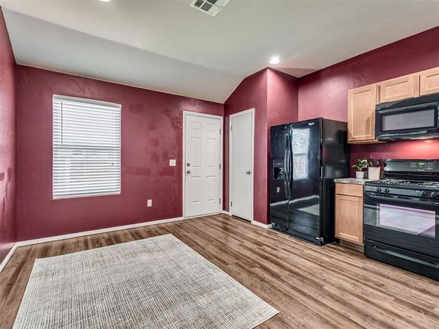 1800 Schooner Road, El Reno, OK 73036