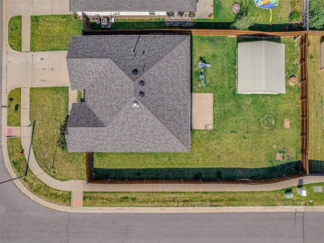 1800 Schooner Road, El Reno, OK 73036