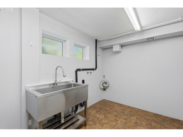 31451 Sw GRAHAMS FERRY Rd, Wilsonville, OR 97070