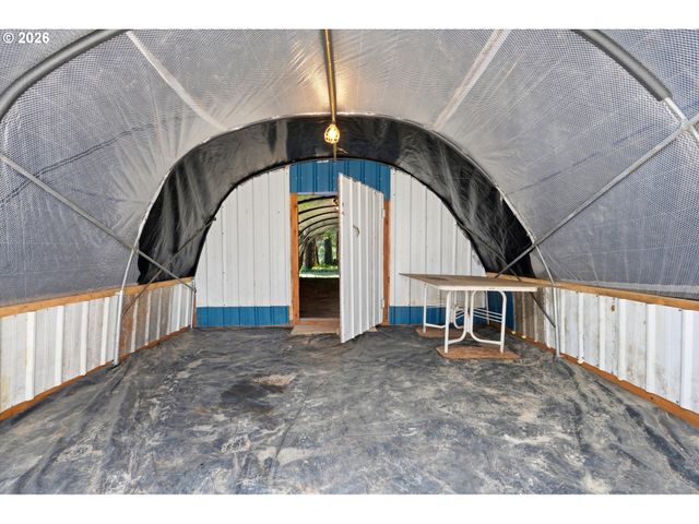 31451 Sw GRAHAMS FERRY Rd, Wilsonville, OR 97070