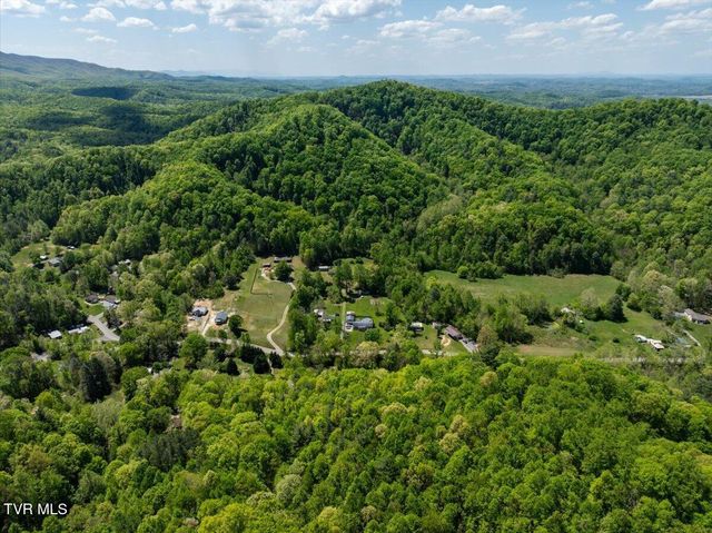 761 Ryder Church Road, Bluff City, TN 37618