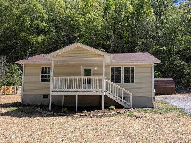 761 Ryder Church Road, Bluff City, TN 37618