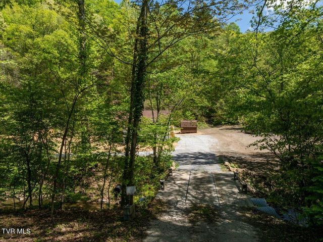 761 Ryder Church Road, Bluff City, TN 37618