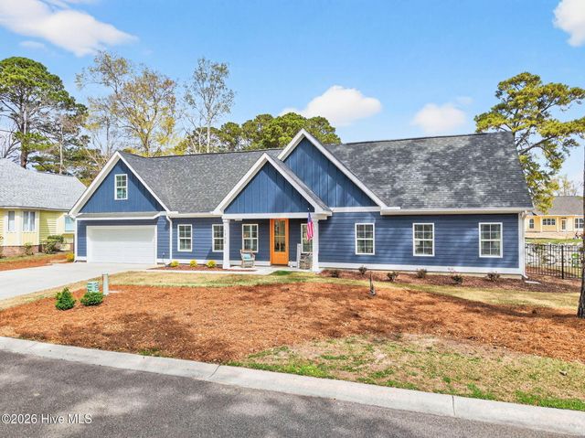 1708 Oakbrook Drive SW, Ocean Isle Beach, NC 28469