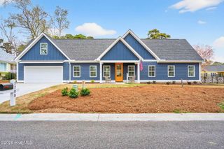 1708 Oakbrook Drive SW, Ocean Isle Beach, NC 28469