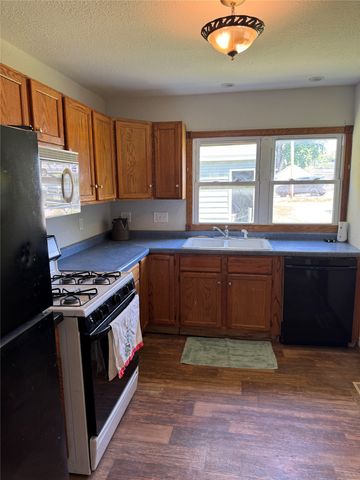 4007 7th Street, Des Moines, IA 50313