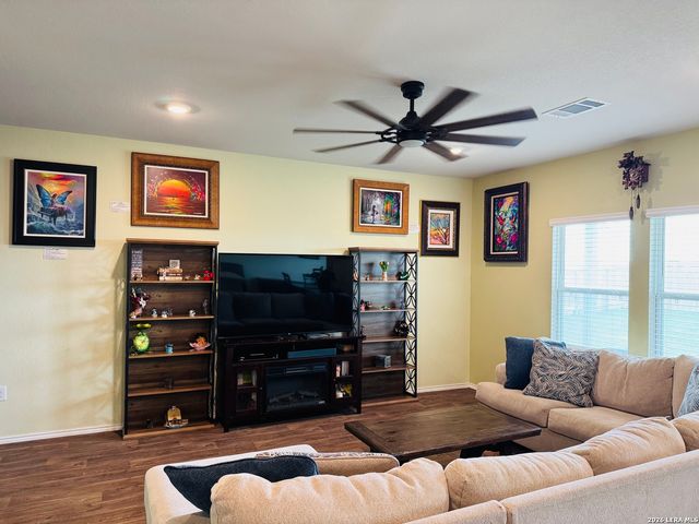 1539 Chianti Pass, New Braunfels, TX 78130