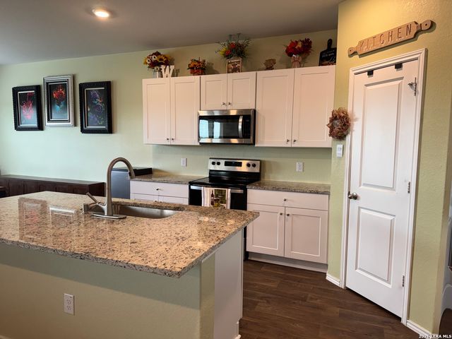 1539 Chianti Pass, New Braunfels, TX 78130