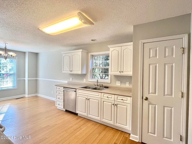 2165 Longleaf Drive SW, Pinehurst, NC 28374