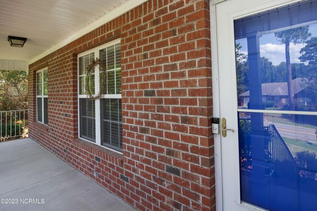 2165 Longleaf Drive SW, Pinehurst, NC 28374