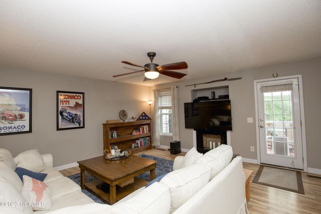 2165 Longleaf Drive SW, Pinehurst, NC 28374