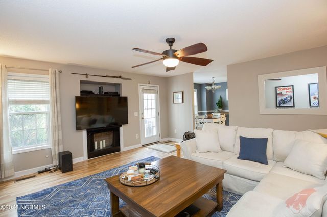 2165 Longleaf Drive SW, Pinehurst, NC 28374