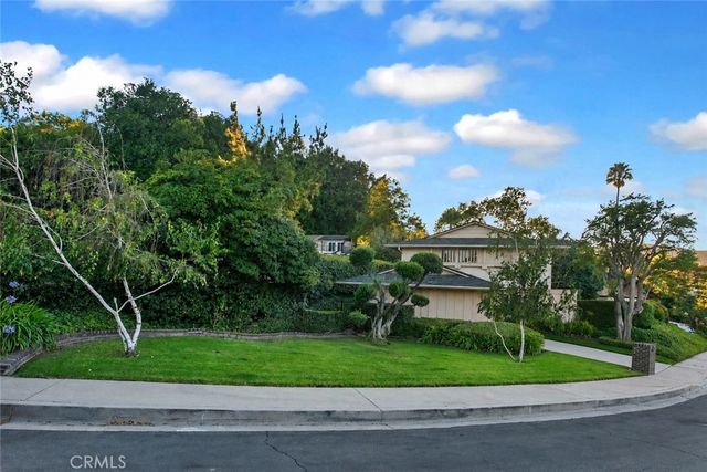 23633 Del Cerro Circle, West Hills, CA 91304