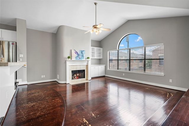 9705 Linkmeadow Lane, Houston, TX 77025