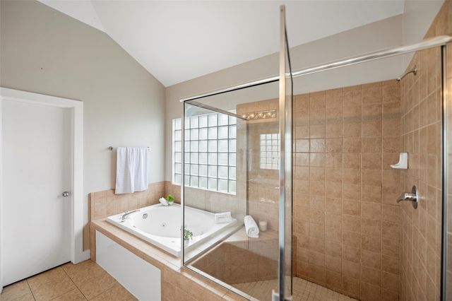 9705 Linkmeadow Lane, Houston, TX 77025