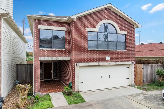 9705 Linkmeadow Lane, Houston, TX 77025