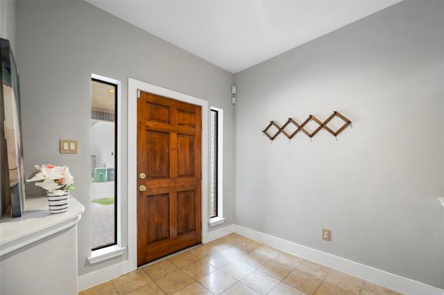 9705 Linkmeadow Lane, Houston, TX 77025