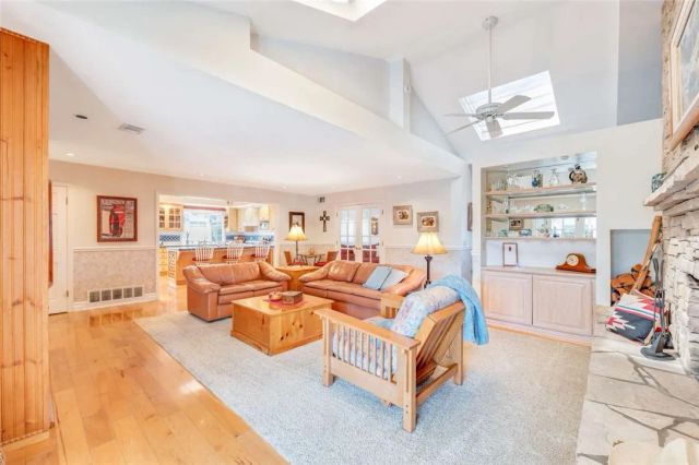 308 Somerset Drive, Placentia, CA 92870