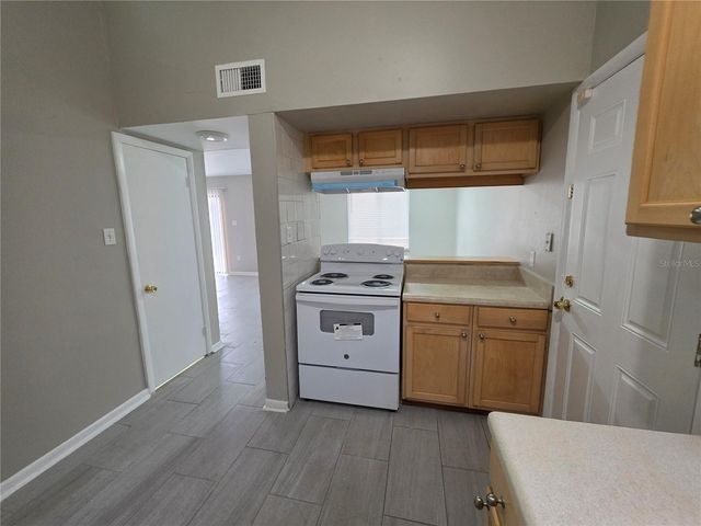 12310 TOUCHTON DRIVE 48, Tampa, FL 33617