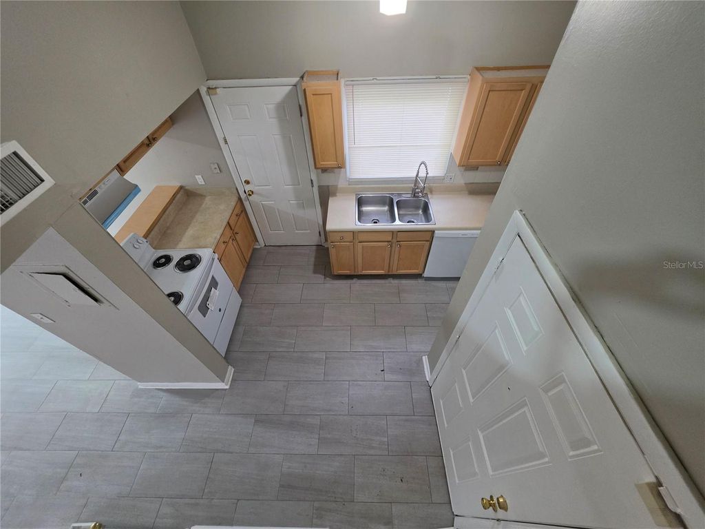 12310 TOUCHTON DRIVE 48, Tampa, FL 33617