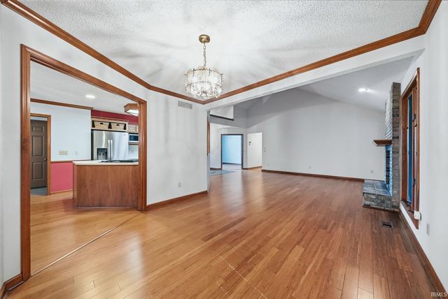 1635 Summer Glen Place, Fort Wayne, IN 46825