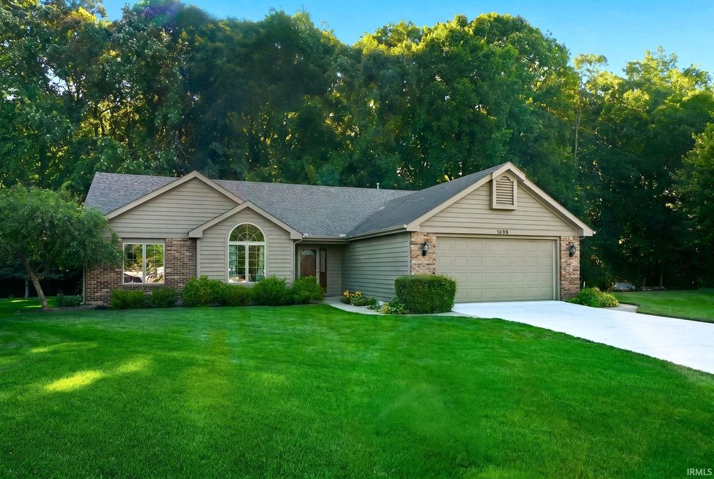 1635 Summer Glen Place, Fort Wayne, IN 46825