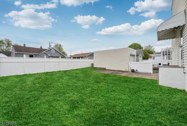 20 Catherine Ave, Saddle Brook Twp., NJ 07663