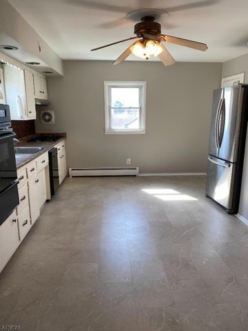 20 Catherine Ave, Saddle Brook Twp., NJ 07663