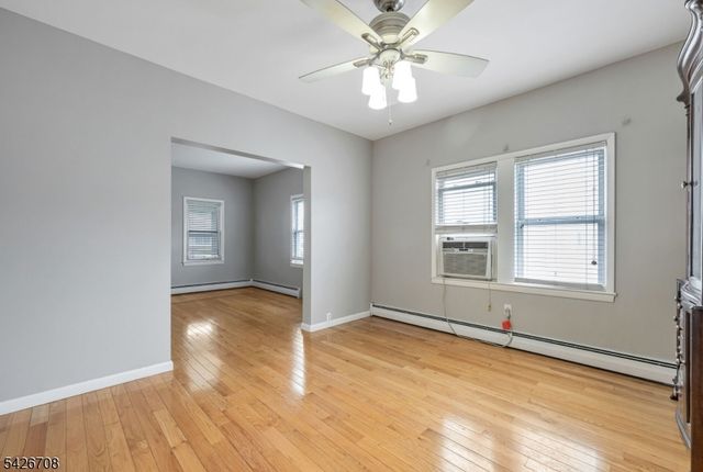 20 Catherine Ave, Saddle Brook Twp., NJ 07663