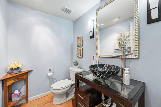 507 Woodgrove Drive Unit 31, Ann Arbor, MI 48103