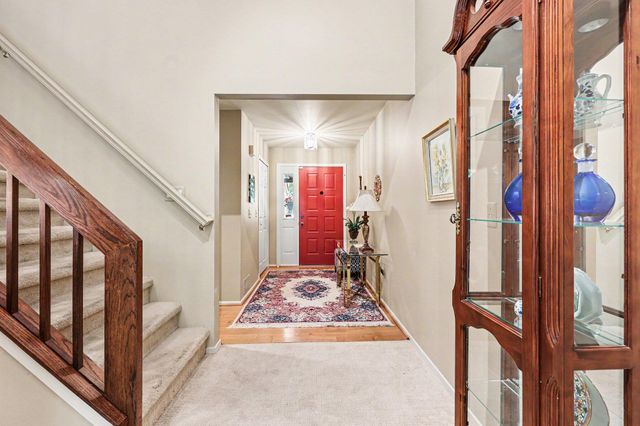 507 Woodgrove Drive Unit 31, Ann Arbor, MI 48103