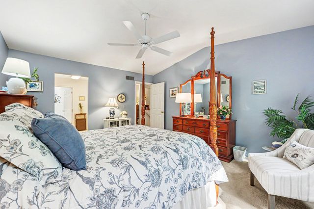 507 Woodgrove Drive Unit 31, Ann Arbor, MI 48103
