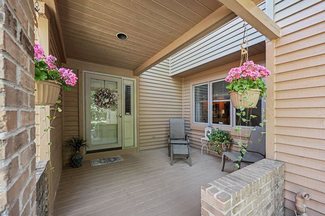 507 Woodgrove Drive Unit 31, Ann Arbor, MI 48103