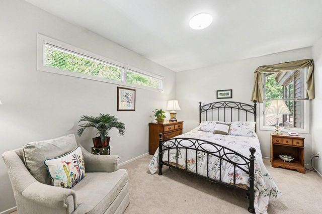 507 Woodgrove Drive Unit 31, Ann Arbor, MI 48103