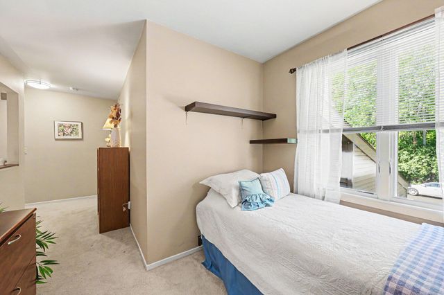 507 Woodgrove Drive Unit 31, Ann Arbor, MI 48103