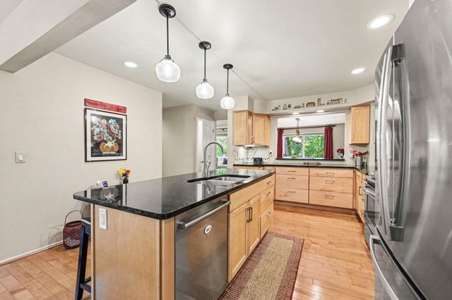 507 Woodgrove Drive Unit 31, Ann Arbor, MI 48103